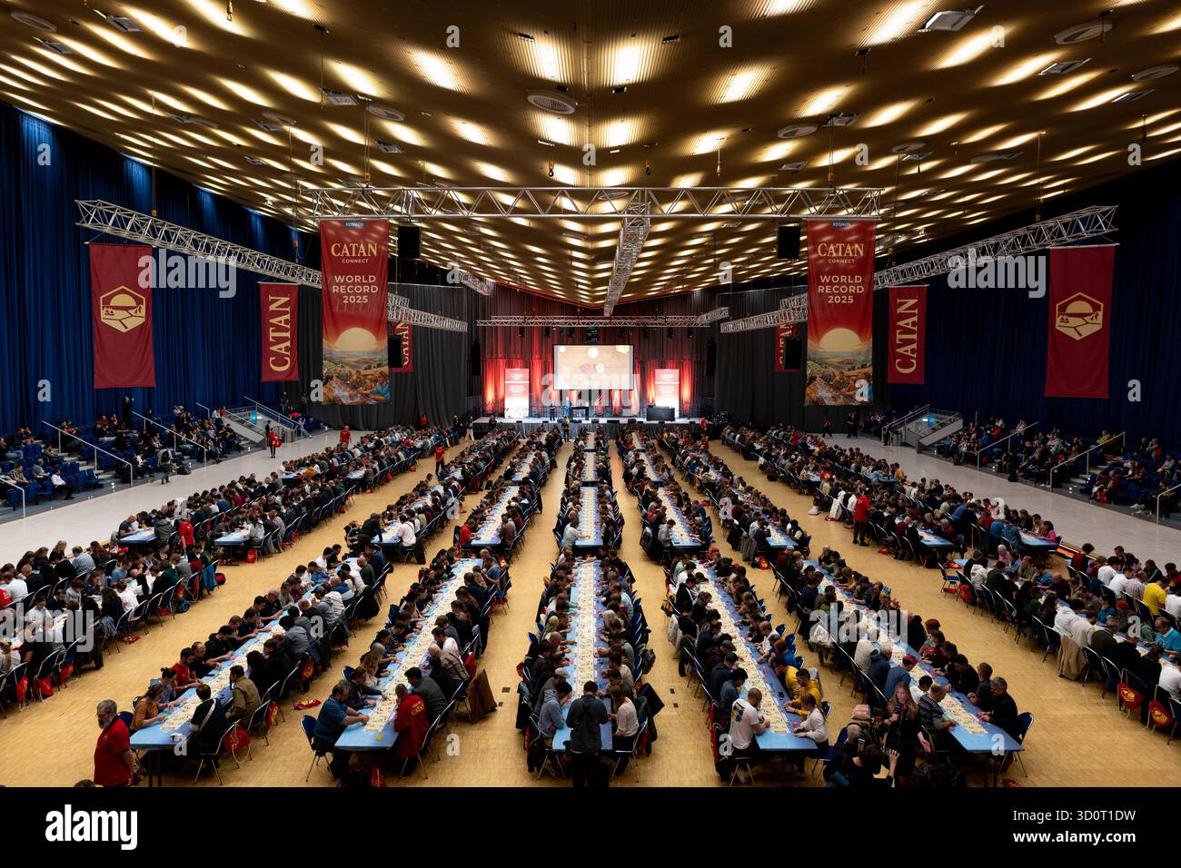 Essen, Germany. 24th Oct, 2025. View into the Grugahalle with the ...
