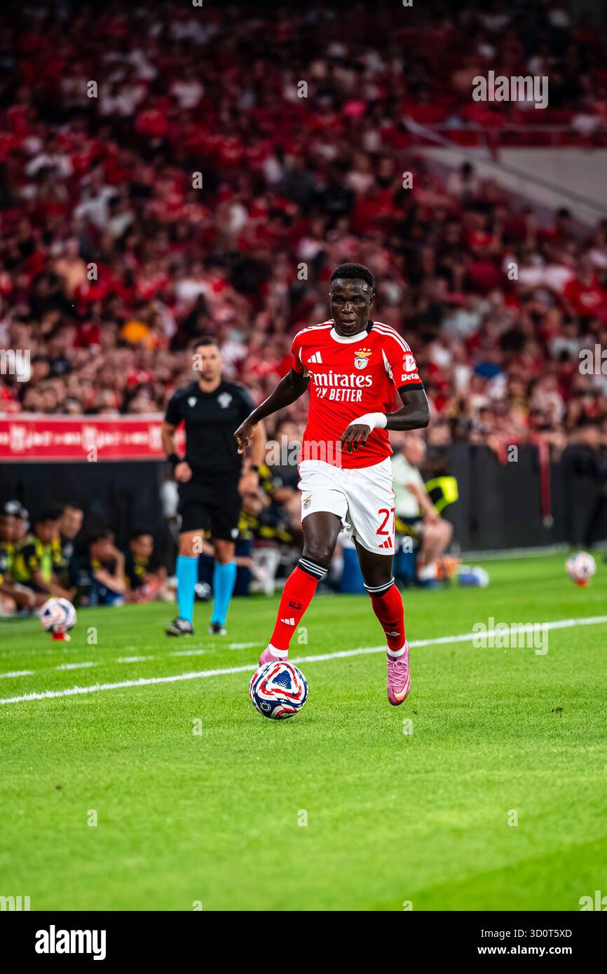 Eusébio made his debut for Benfica when the team was already returning home with the European title - SL Benfica