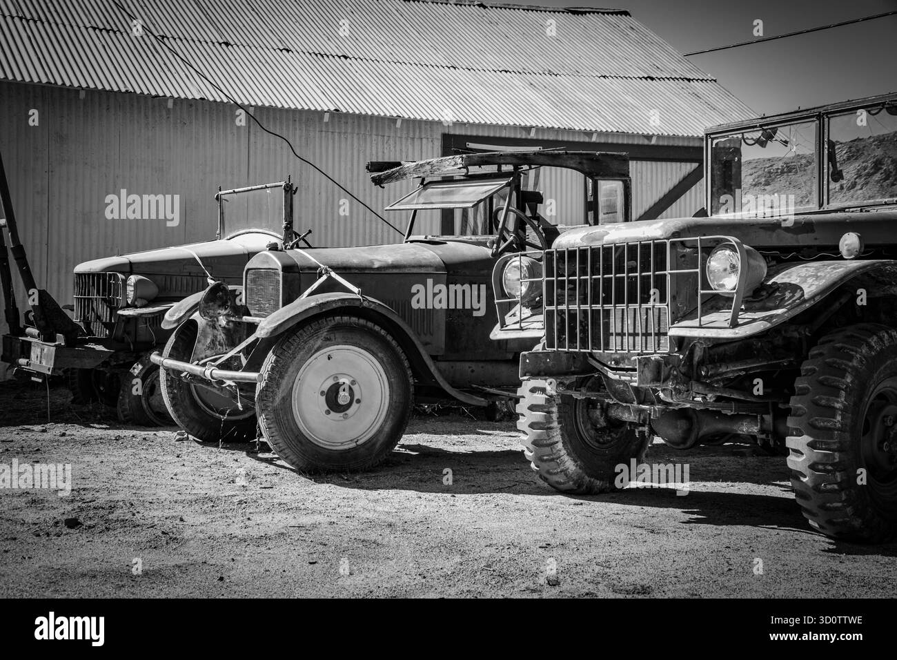 Amazing Black And White Truck Repairs Pictures