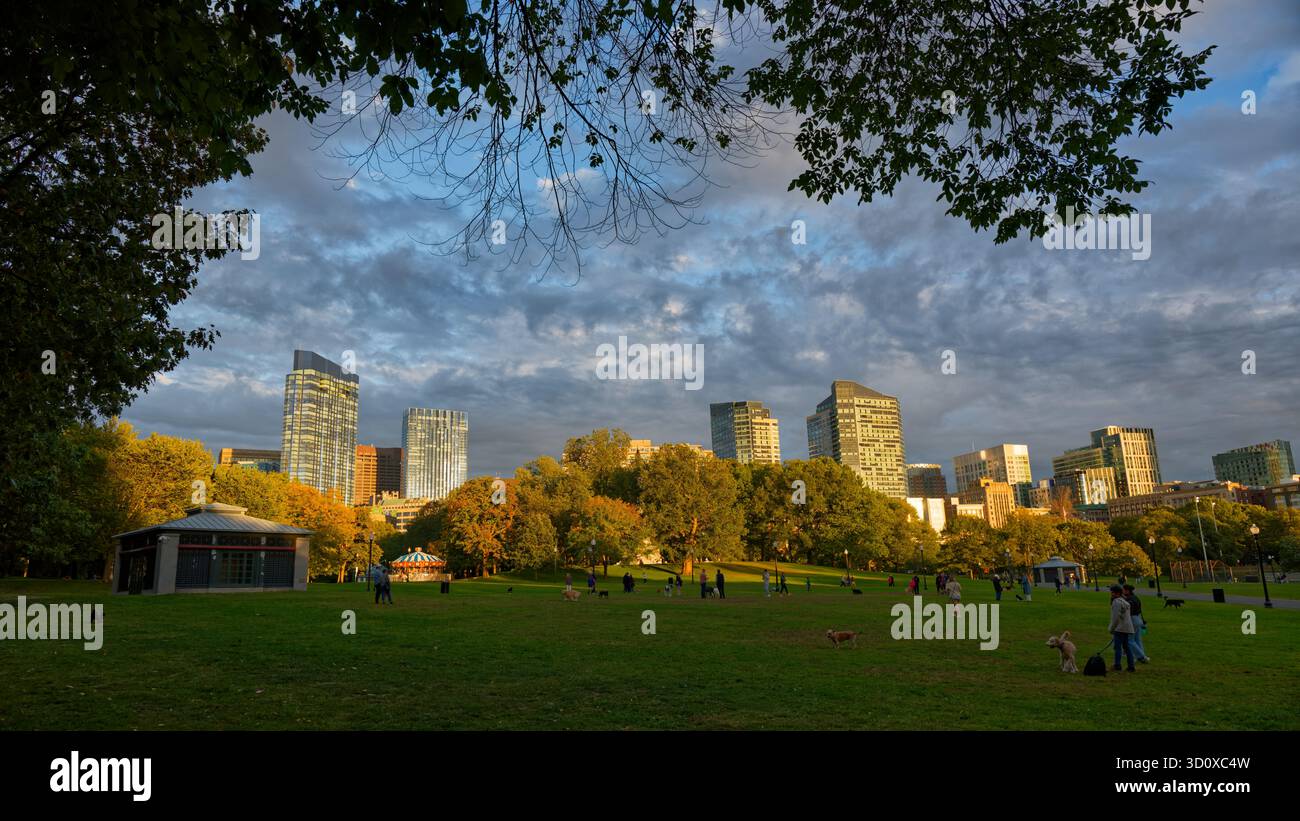 Boston common park hi-res stock photography and images - Alamy