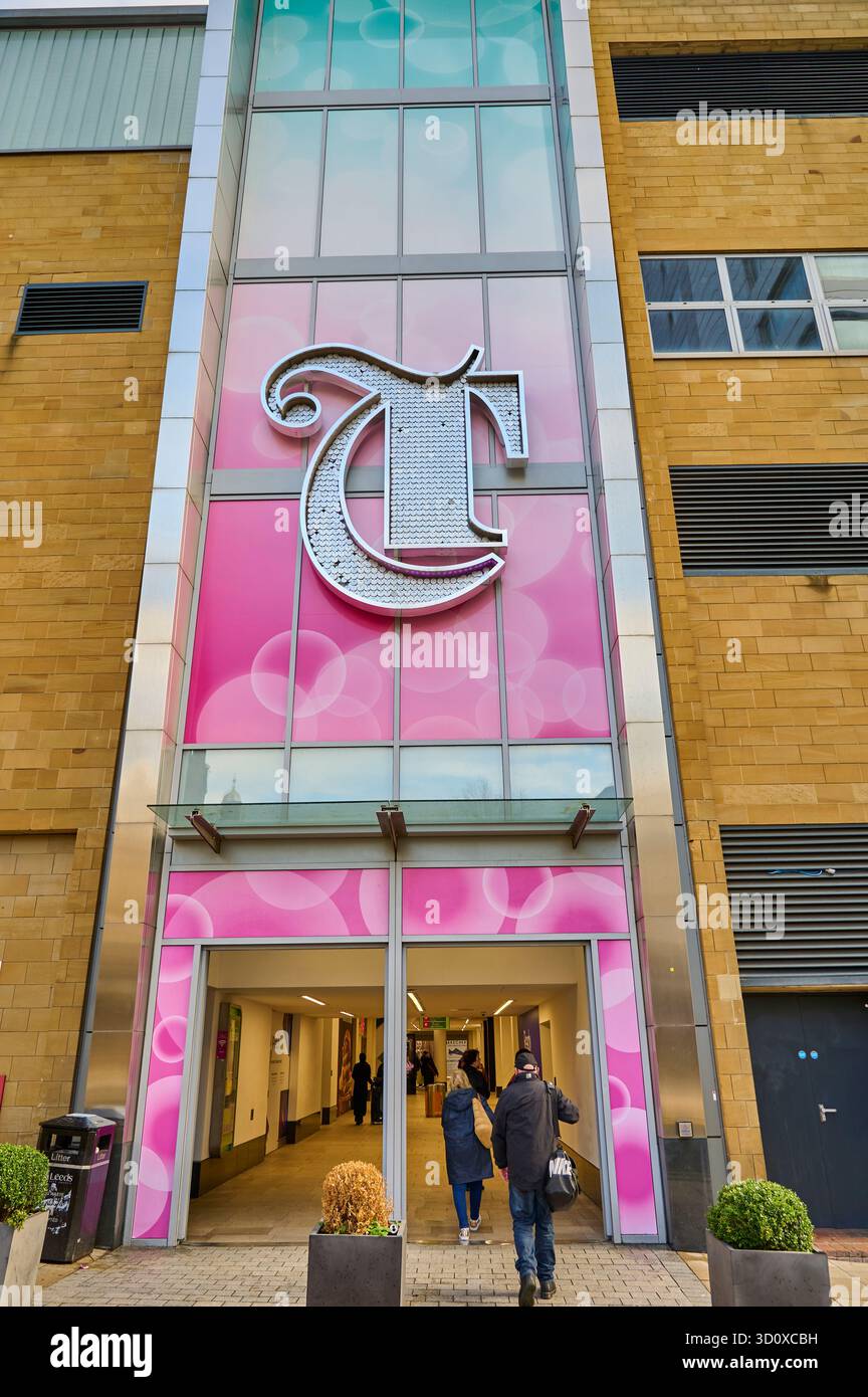 Trinity Leeds Sign Leeds trinity logo hi-res stock photography and images - Alamy