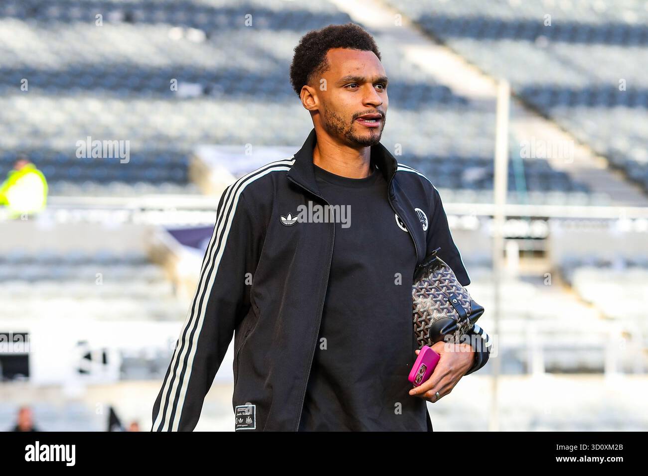 Jacob Murphy Of Newcastle United Arrives during the Newcastle United v ...