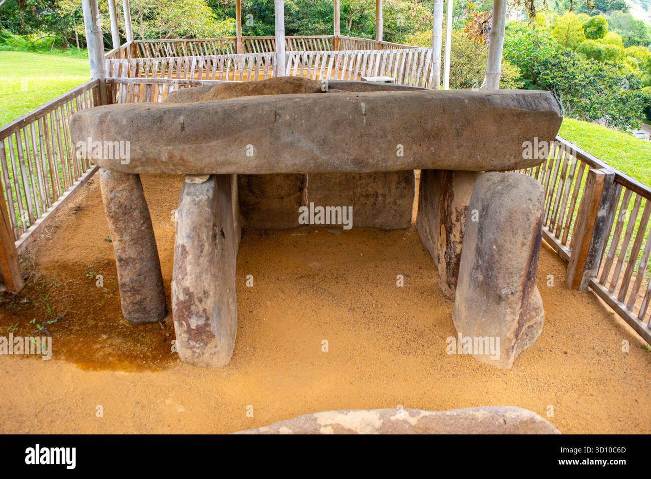 Structures history heritage hi-res stock photography and images - Alamy