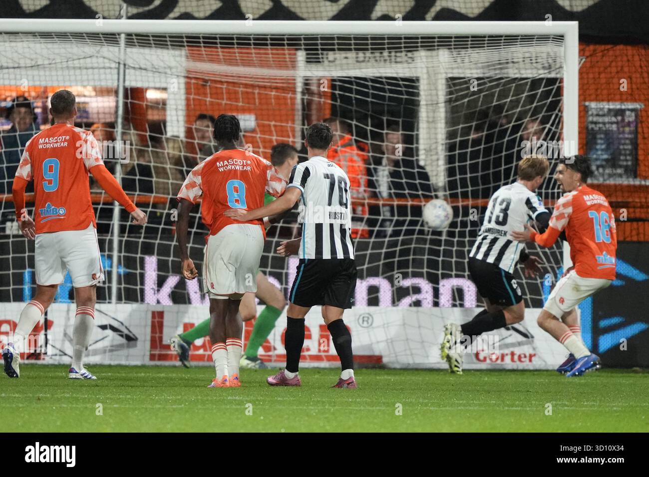 VOLENDAM , 25-10-2025 , Kras Stadium , season 2025 / 2026 , Dutch ...