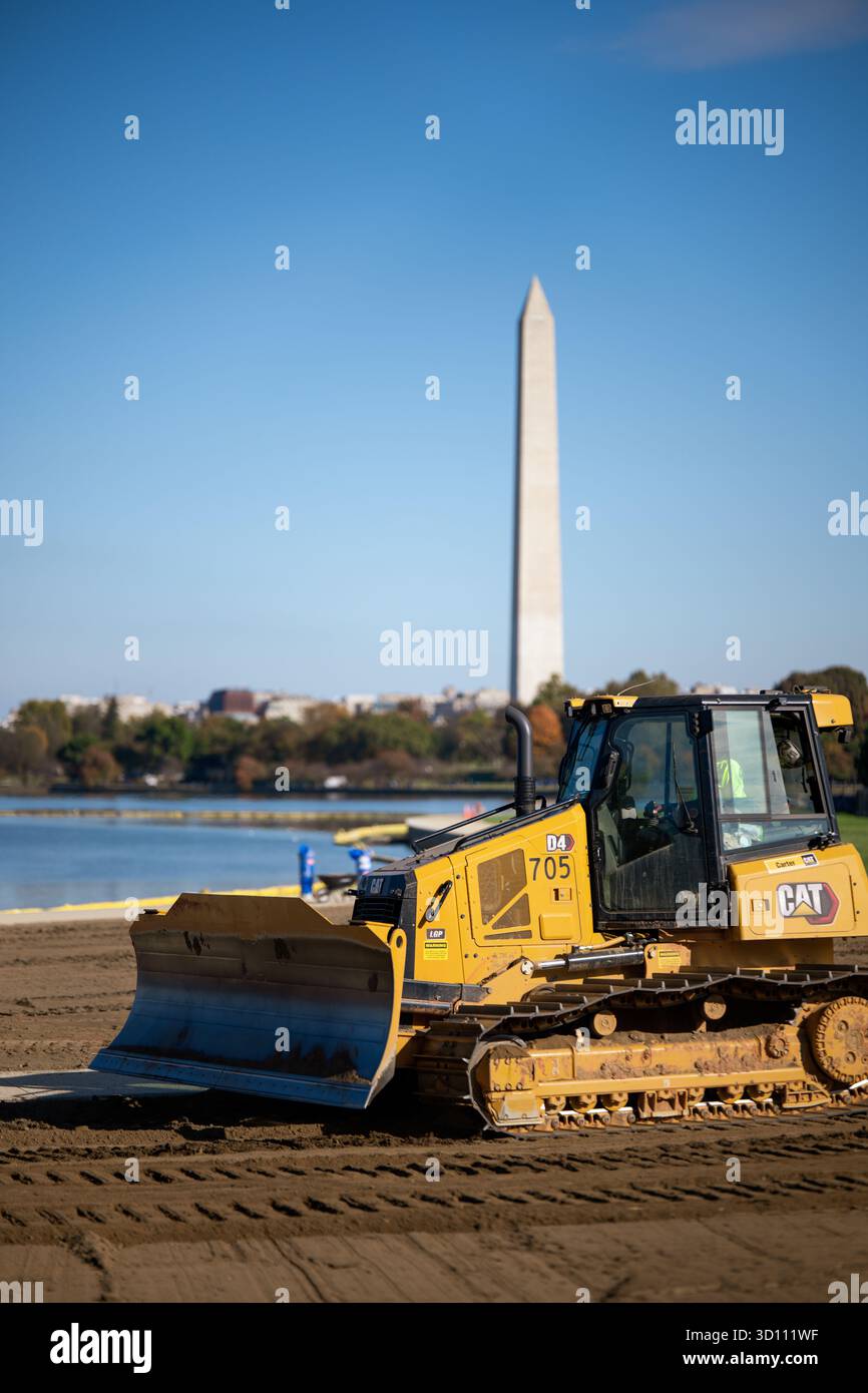 Tidal Basin Seawall Reconstruction Project Bulldozer Washington DC ...