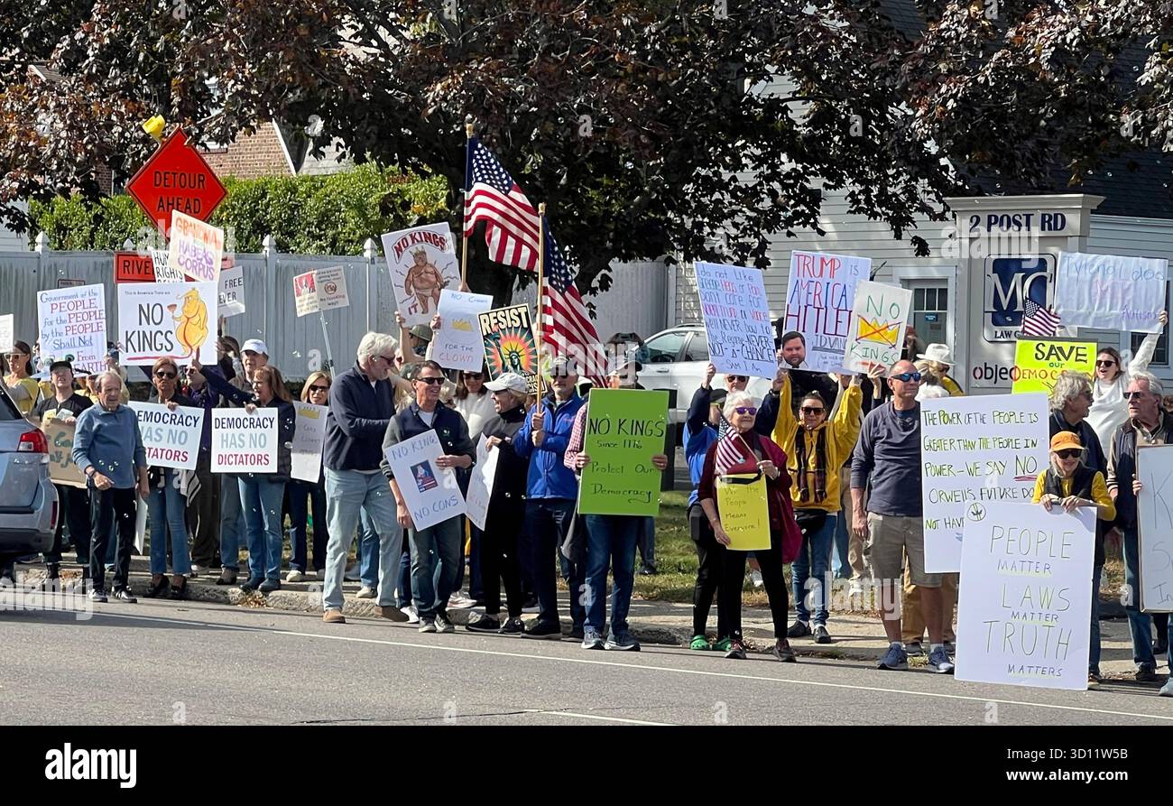 No kings protest connecticut hi-res stock photography and images - Alamy