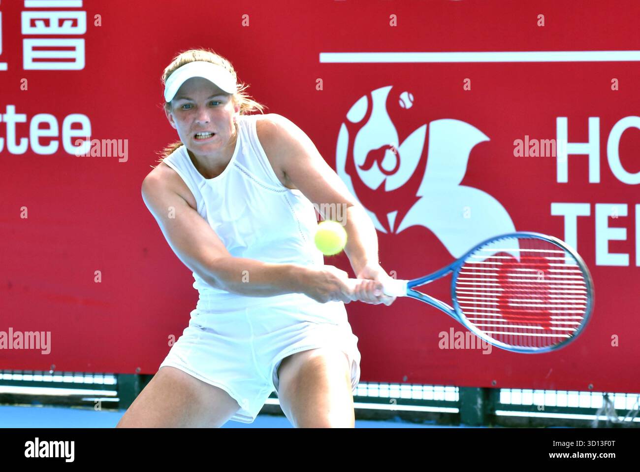 Hong Kong, China. 26th Oct, 2025. Maddison Inglis hits a return during the women's singles qualifying match between Maddison Inglis of Australia and Lu Jiajing of China at Hong Kong Open tennis tournament 2025 in Hong Kong, south China, on Oct. 26, 2025. Credit: Lo Ping Fai/Xinhua/Alamy Live News Stock Photo
