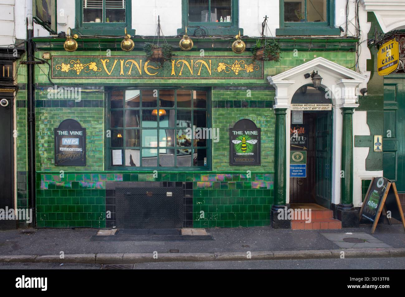 The Vine Inn, Kennedy Street, Manchester, England, UK. Stock Photo