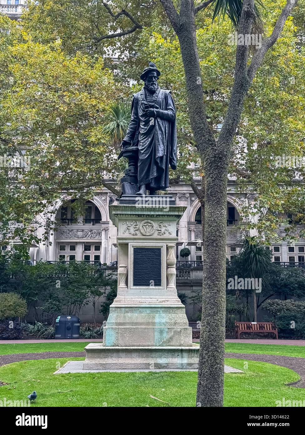 William Tyndale statue, Whitehall Gardens, London - Smartphone Captured Stock Image