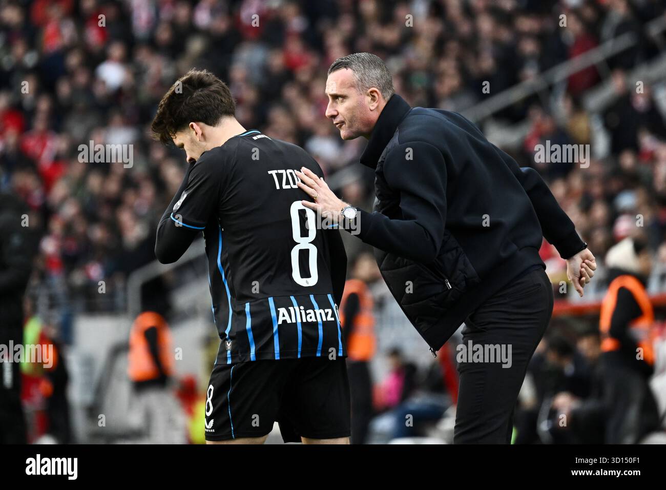 De Kuip as a Pre-Season Benchmark De Kuip as a Pre-Season Benchmark