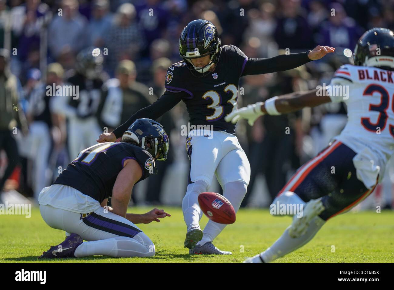 Tyler Loop Body Baltimore Ravens place kicker Tyler Loop (33) kicks a field goal during ...