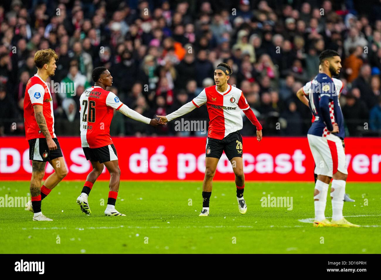 Feyenoord Player Ratings: Read and Targhalline shine in hard-fought win at Telstar