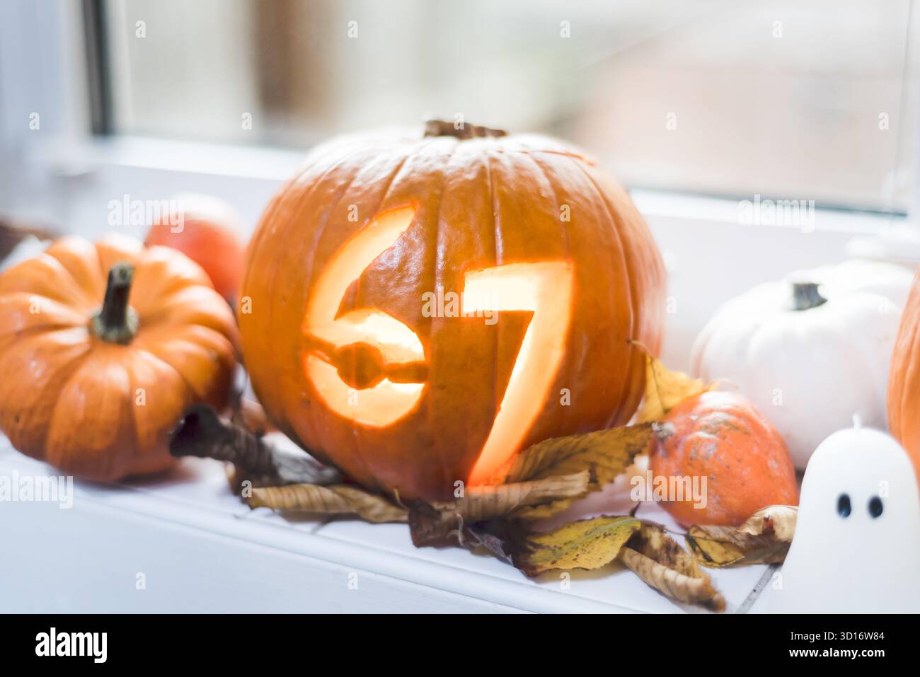 Internet meme hi-res stock photography and images - Alamy