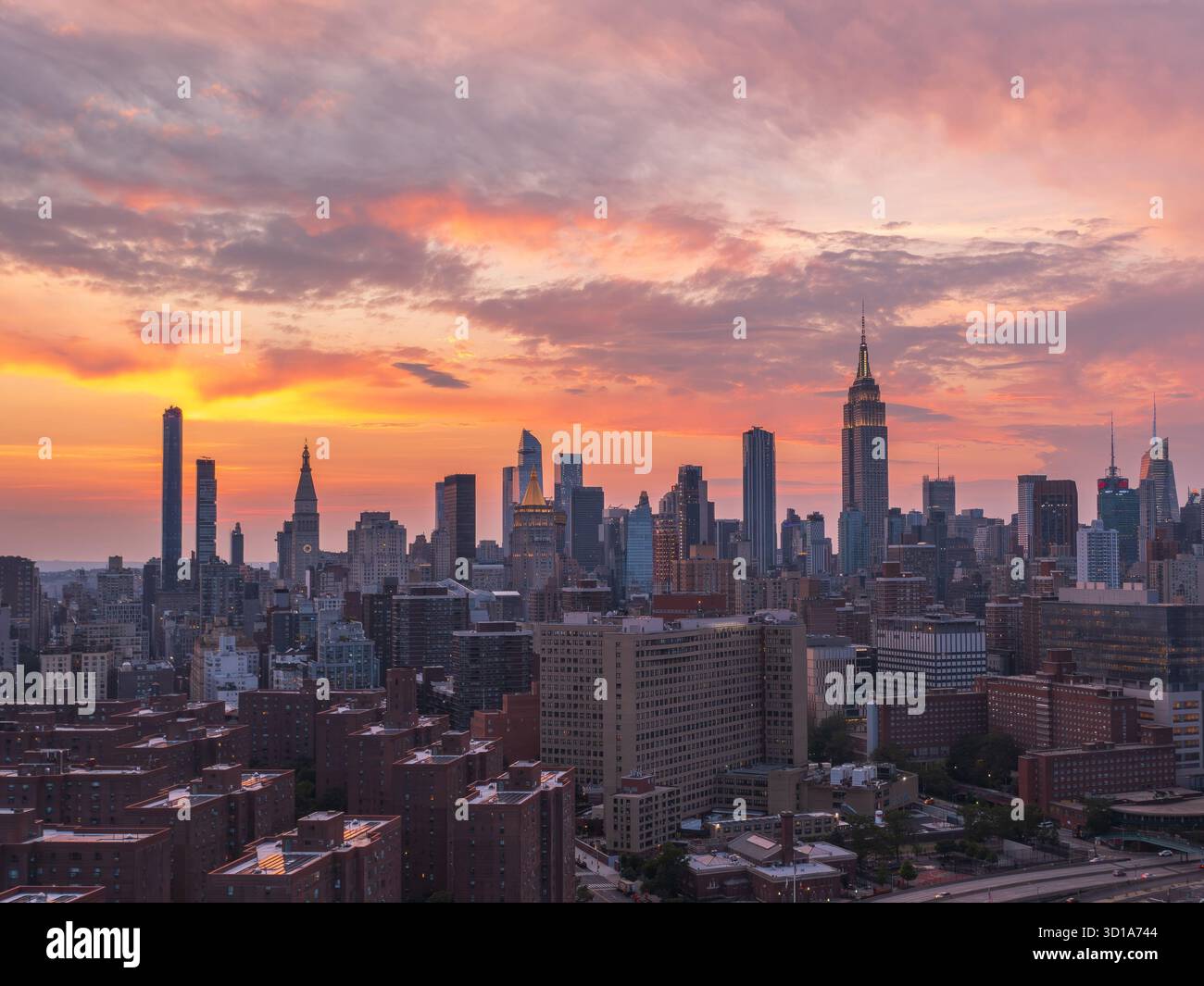Landscape horizontal hi-res stock photography and images - Alamy