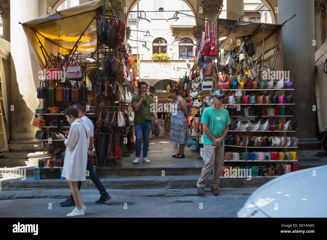 Florence italy market hi-res stock photography and images - Alamy
