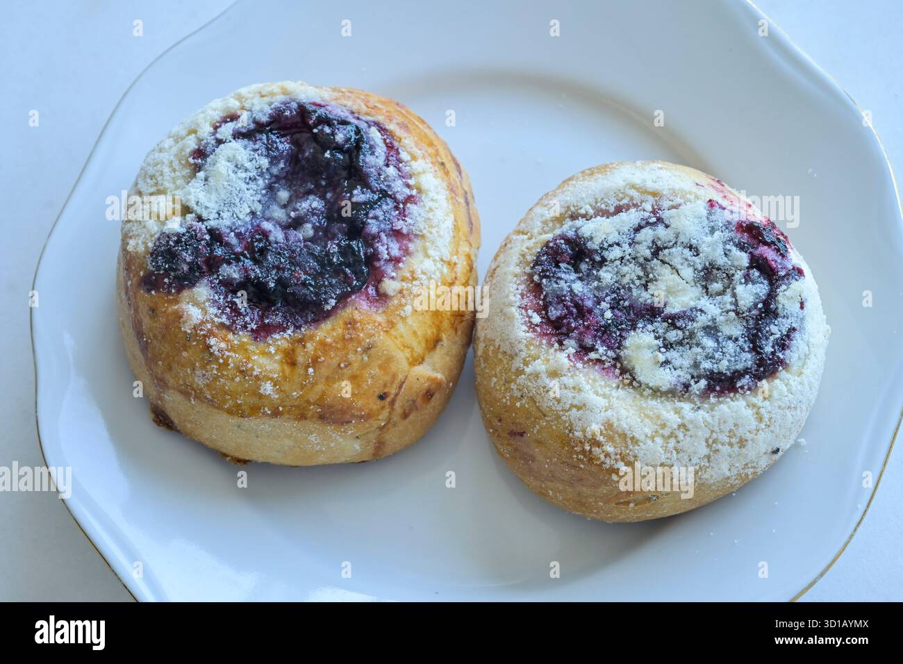 Kuchen mit Blaubeeren, typisches finnisches Gericht, Helsinki, Finnland Stock Photo