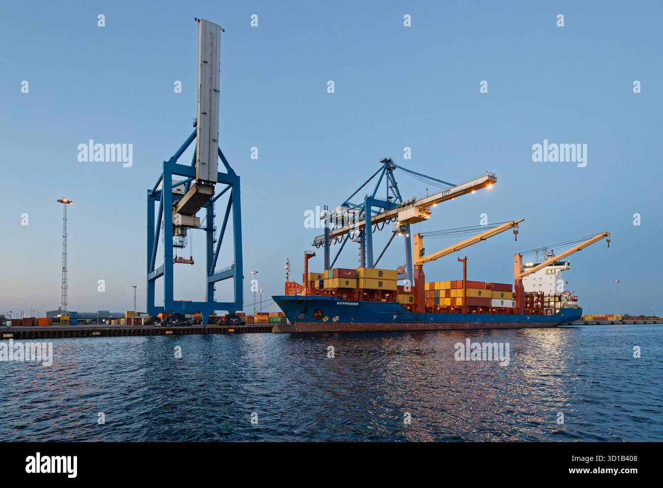 Terminal de fotos hi-res stock photography and images - Alamy
