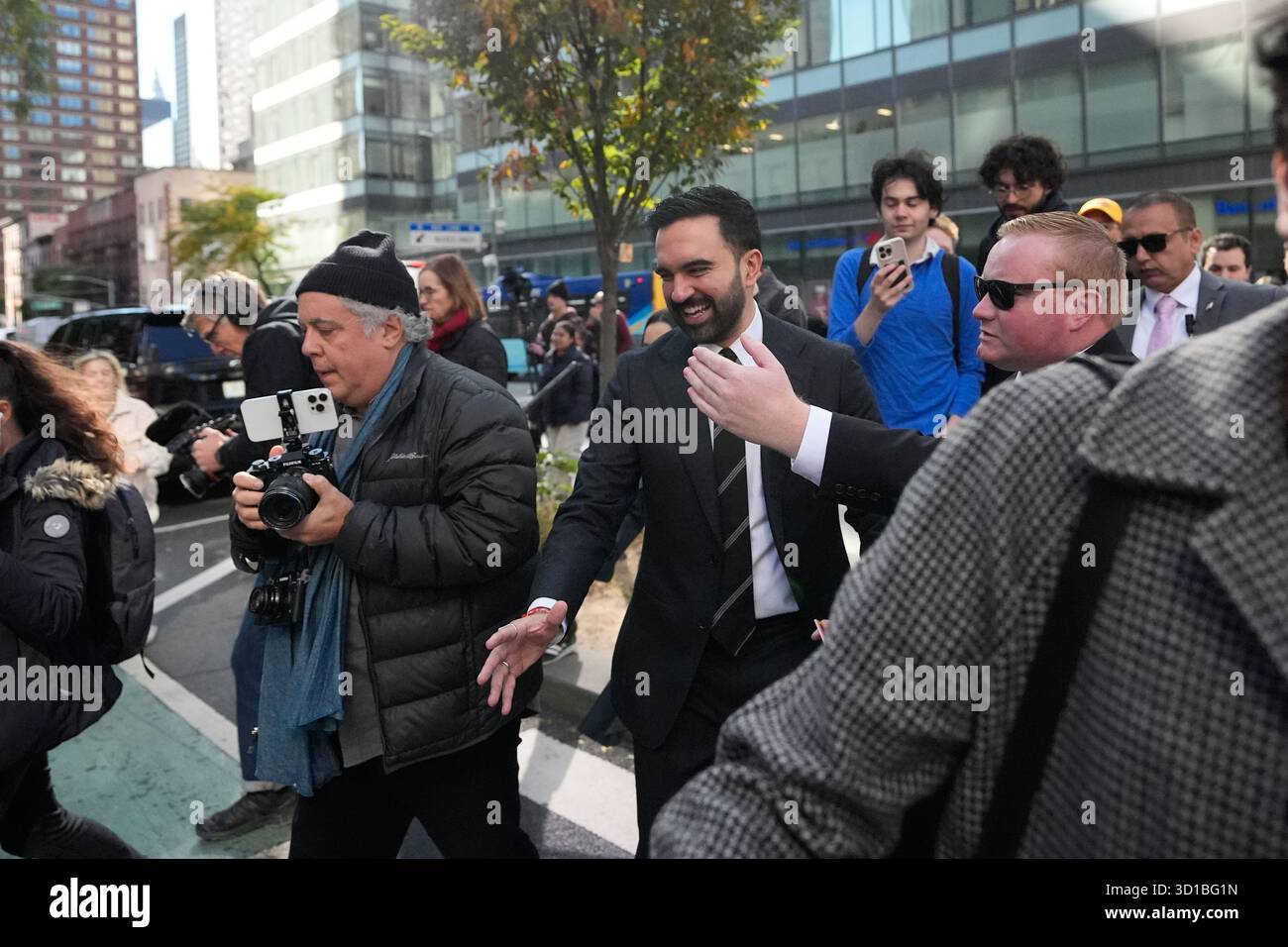 Photo inspiration: Picture Idea: New York City Mayoral Candidate Zohran Mamdani Center Tries To