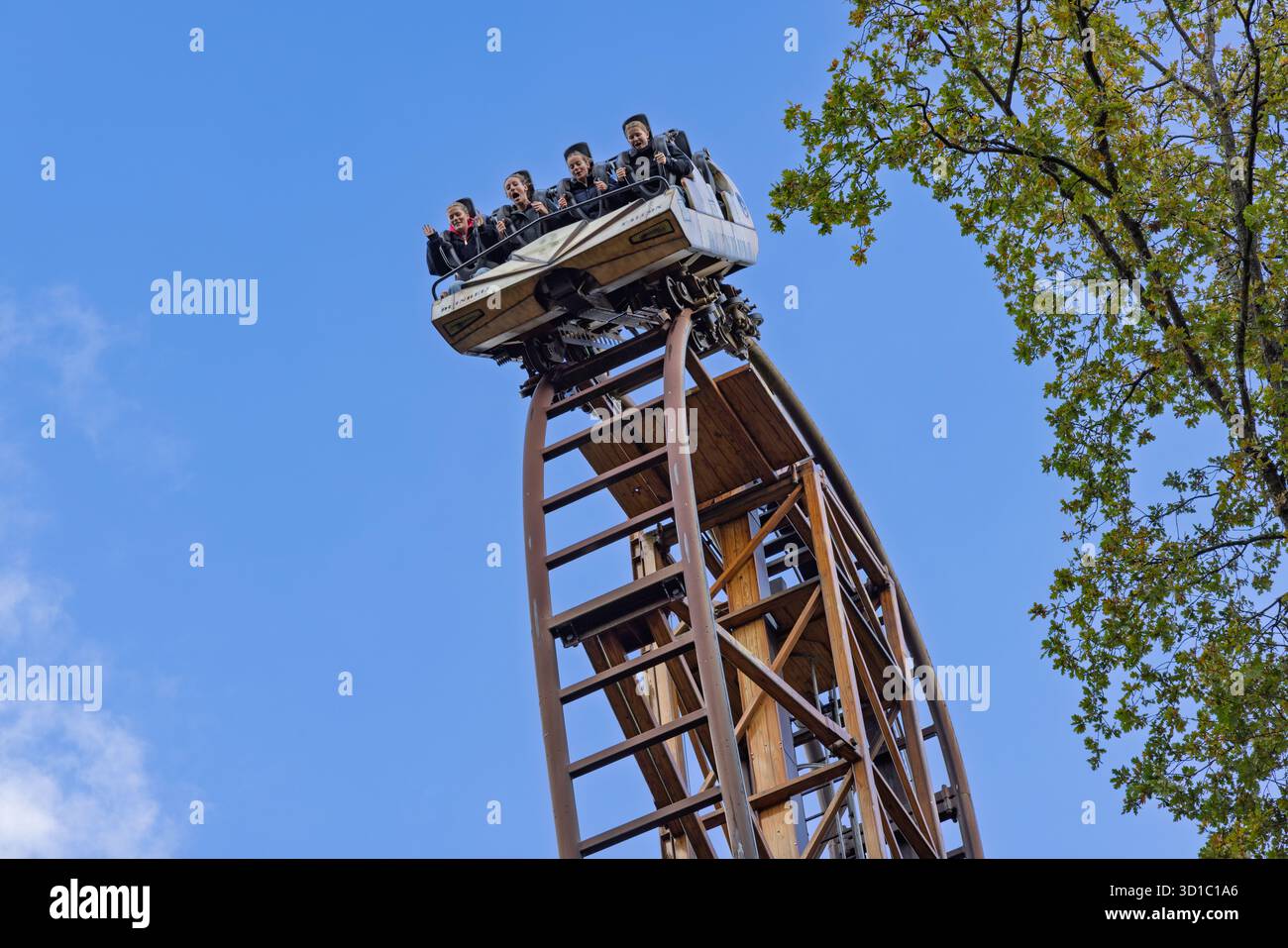 Thrill-seekers on the Falcon roller coaster at Duinrell plunge ...