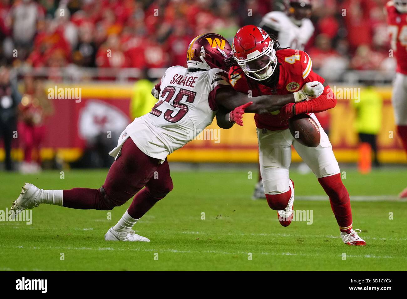 Kansas City Chiefs wide receiver Rashee Rice (4) loses control of the ...