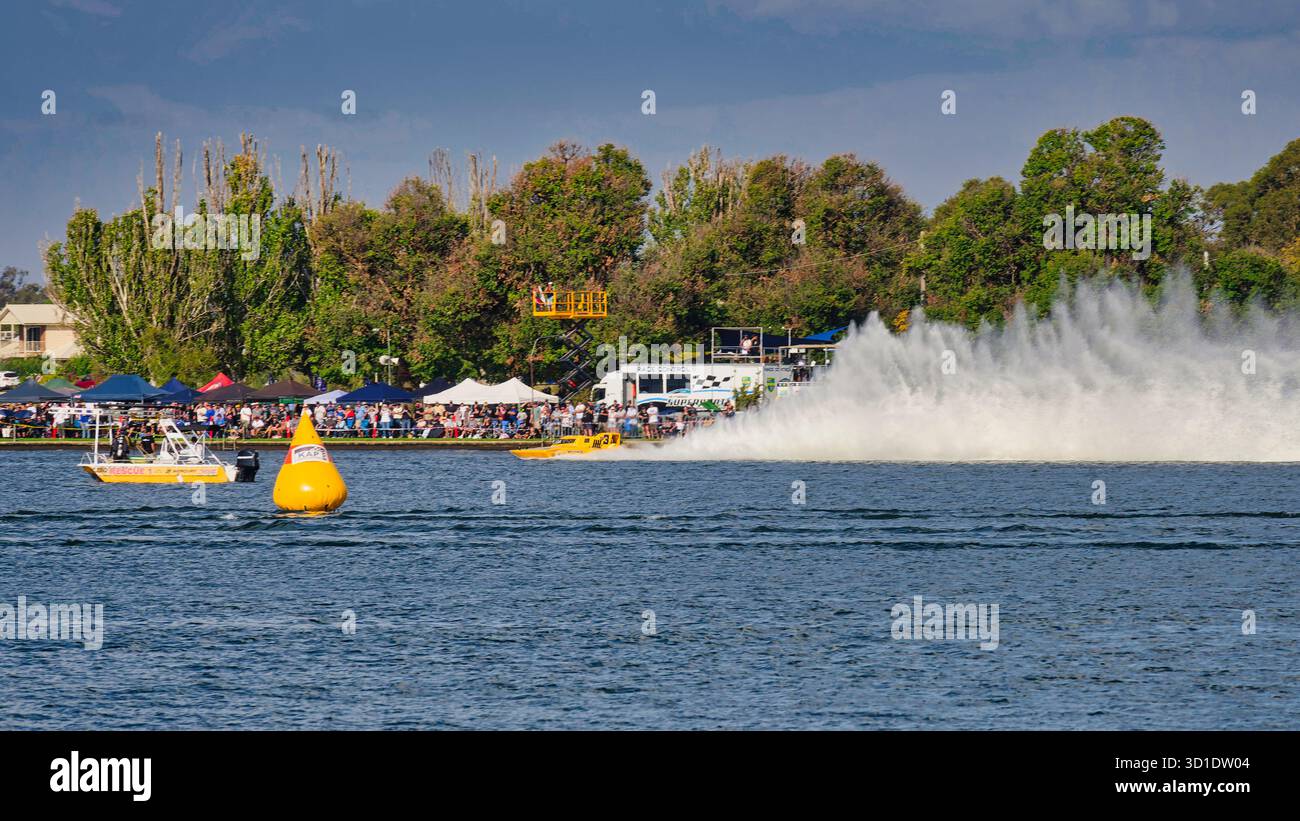 Yarrawonga crowd watches 2025 E C Griffith race unfold Stock Photo