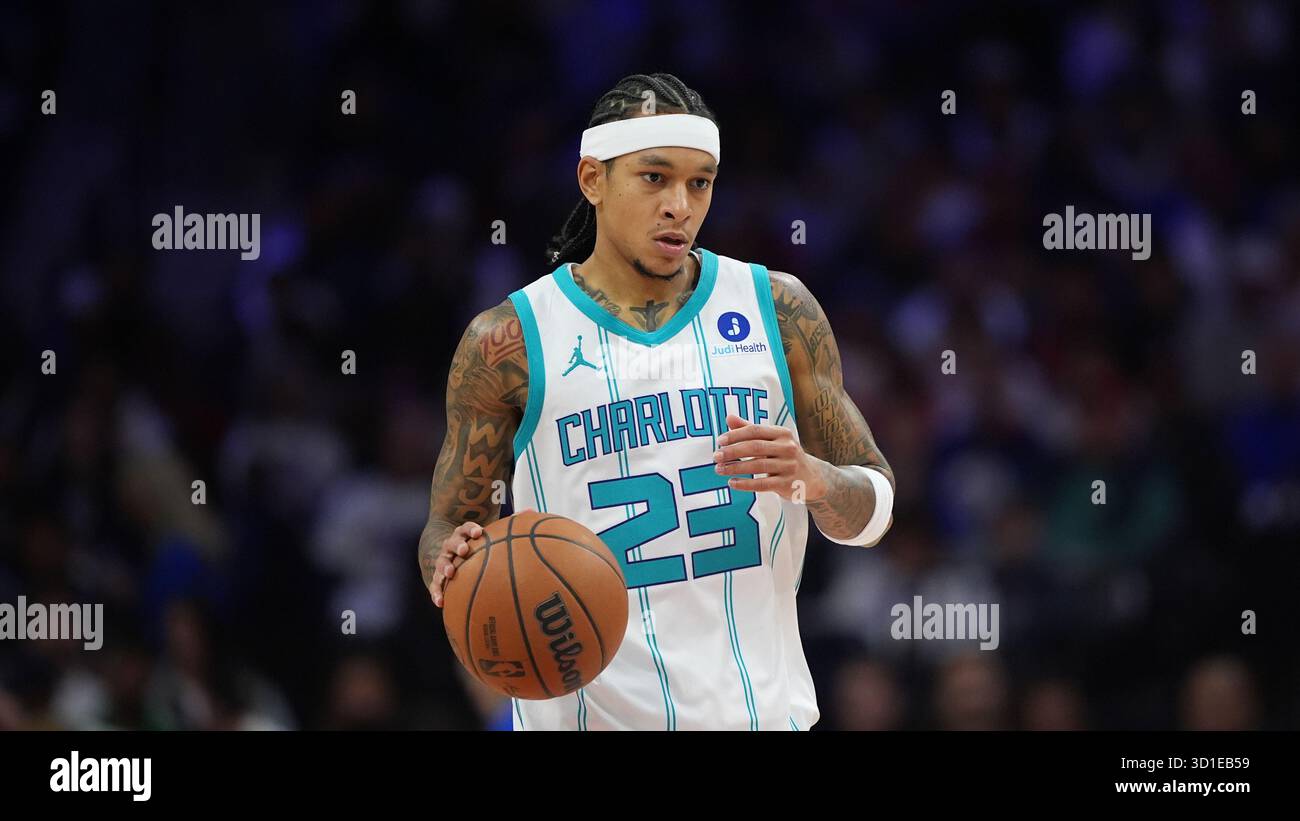 Tree Mann Charlotte Hornets' Tre Mann plays during an NBA basketball game ...