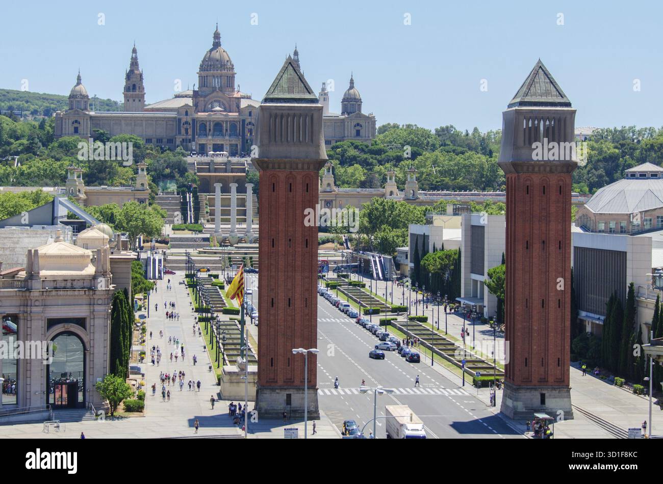 torres venecianes avinguda de la reina maria cristina barcelona