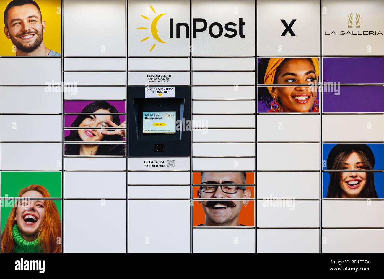 Digital locker hi-res stock photography and images - Alamy