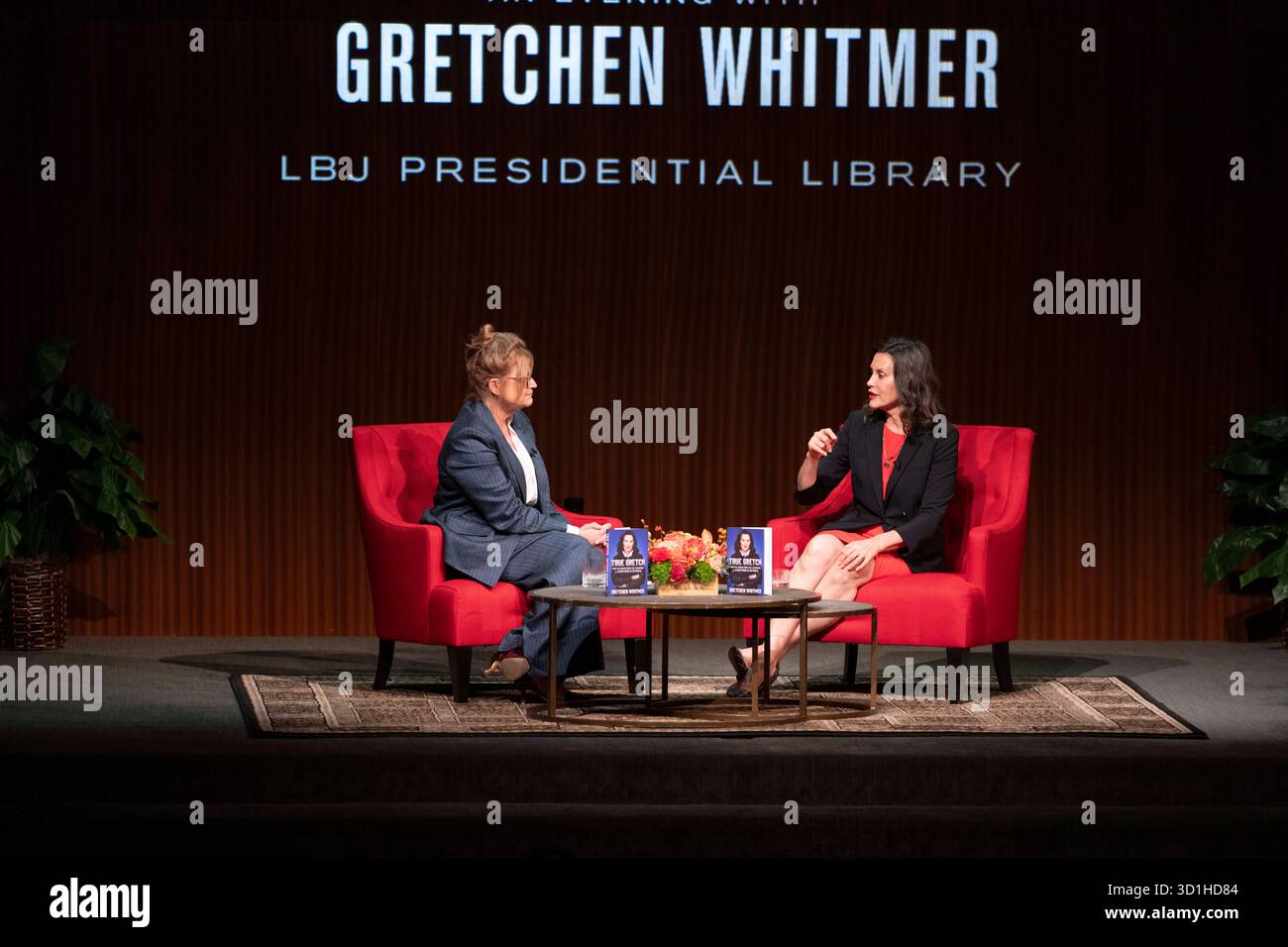 Austin, Texas, USA. 27th Oct, 2025. Political adviser JENNIFER PALMIERI (left) interviews Michigan Governor GRETCHEN WHITMER during a book tour talk at the LBJ Library. Palmieri was the press secretary to President Bill Clinton among her many Democratic roles. Credit: Bob Daemmrich/Alamy Live News Credit: Bob Daemmrich/Alamy Live News Stock Photo