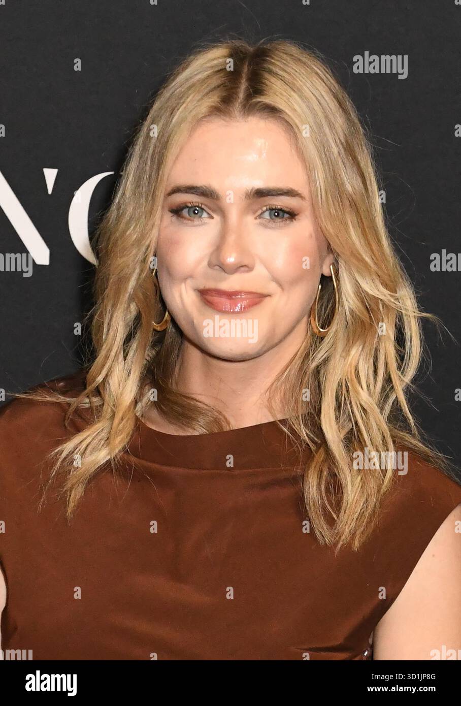 NEW YORK, NY - OCTOBER 28: Melissa Roxburgh at the 2025 WWD Honors on ...