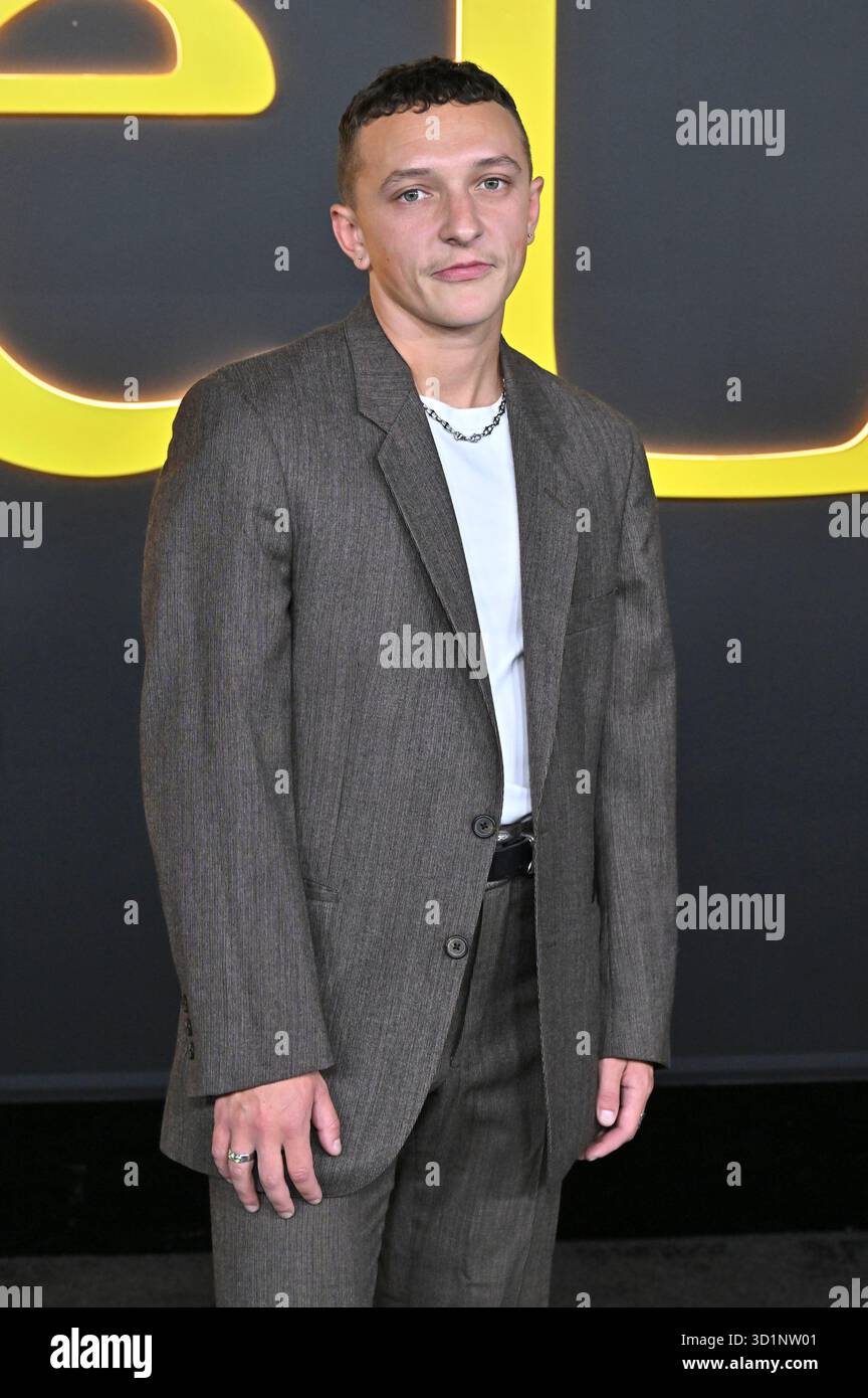 EJ Marcus bei der Premiere der HBO Max-Serie 'I Love LA' im Paramount ...