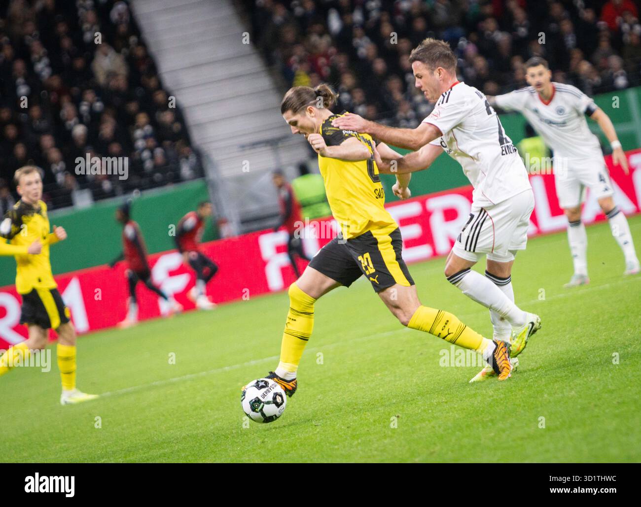 Borussia Dortmund beat Eintracht Frankfurt by penalties definition ...