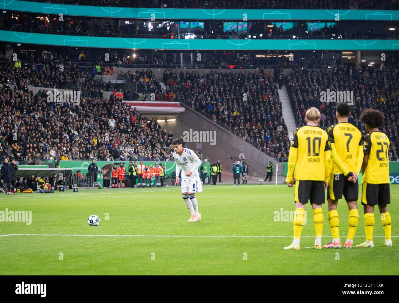 Borussia Dortmund beat Eintracht Frankfurt by penalties definition ...