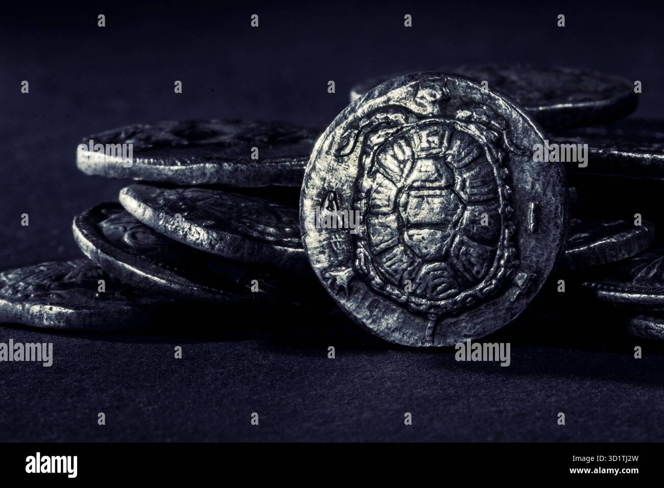 Ancient currency shell hi-res stock photography and images - Alamy
