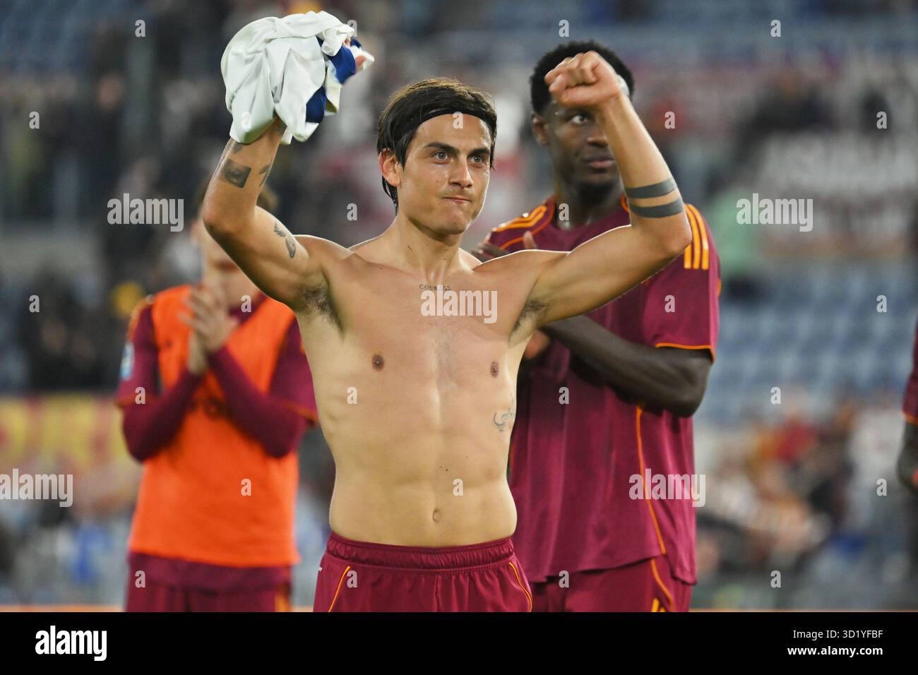 Paulo Dybala of AS Roma celebrating the victory at the end of the match ...