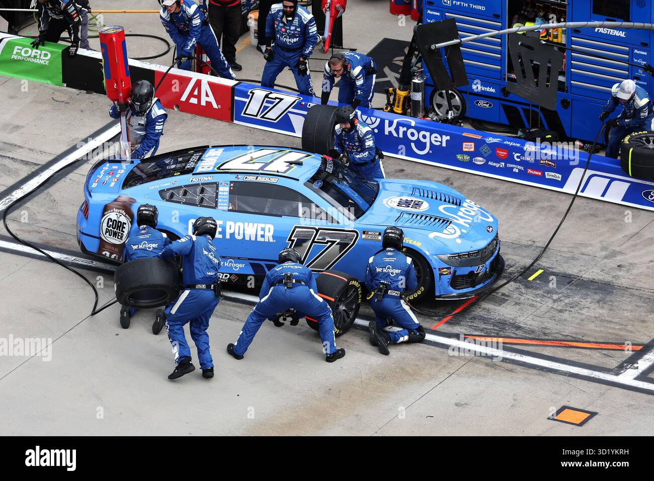 MARTINSVILLE, VA - OCTOBER 26: The pit crew of Chris Buescher (#17 RFK ...