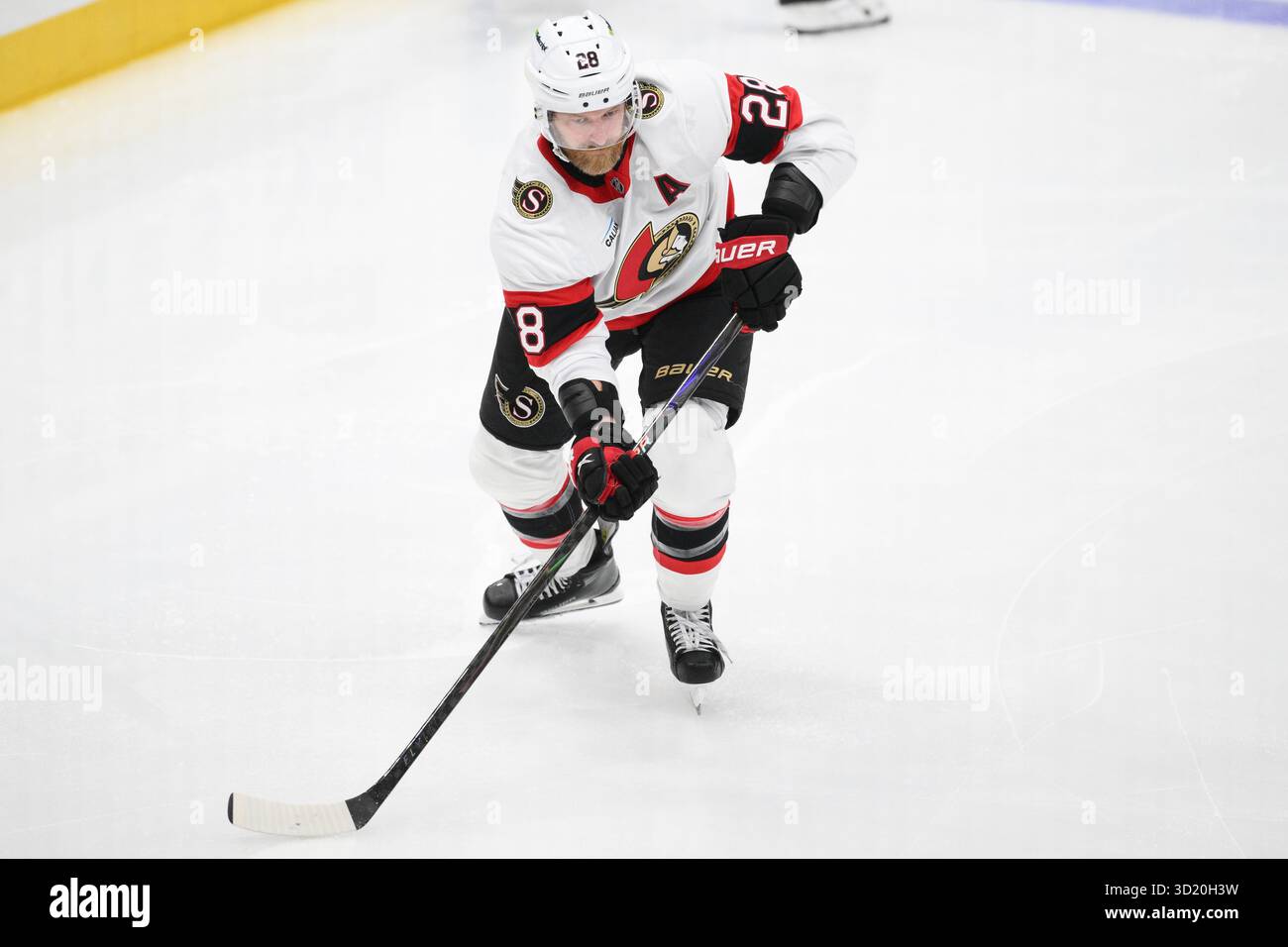 Ottawa Senators right wing Claude Giroux (28) in action during the ...