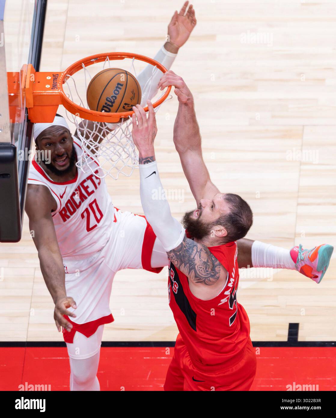 Toronto, Canada. 29th Oct, 2025. Sandro Mamukelashvili (R) of Toronto ...