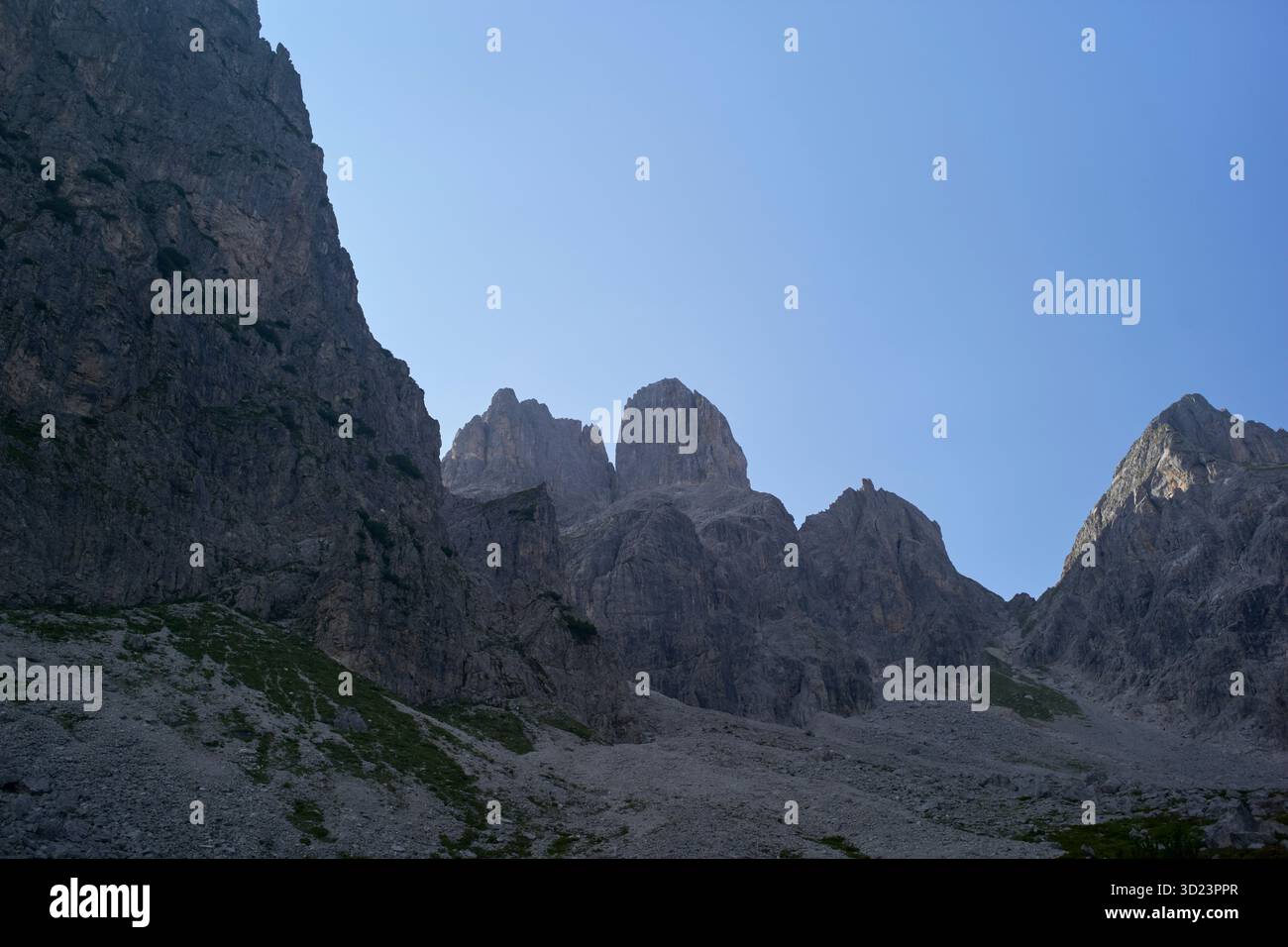 Rocky slope reach hi-res stock photography and images - Alamy