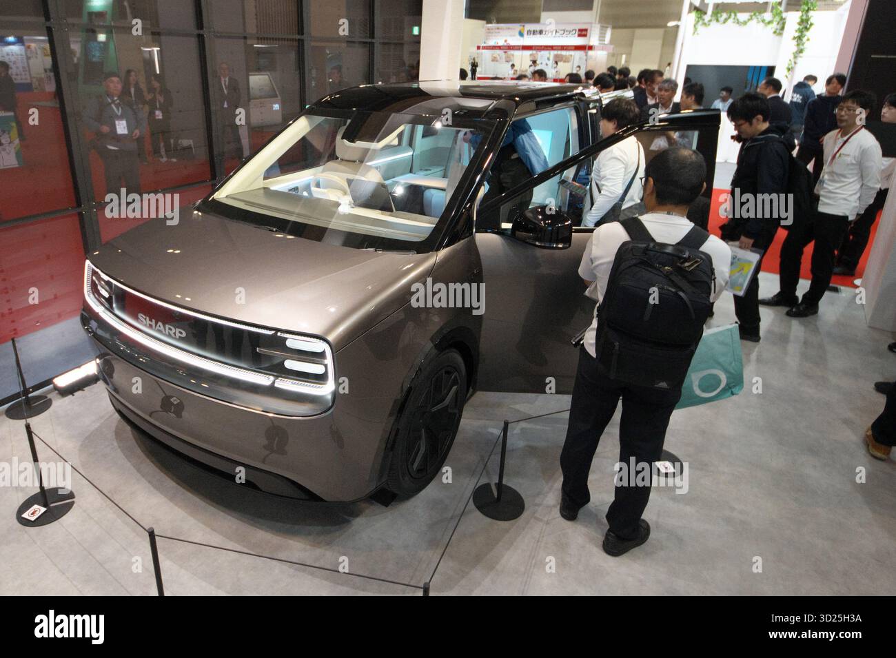 Sharp Vehicle Japanese electronics company Sharp's electric vehicle concept model ...