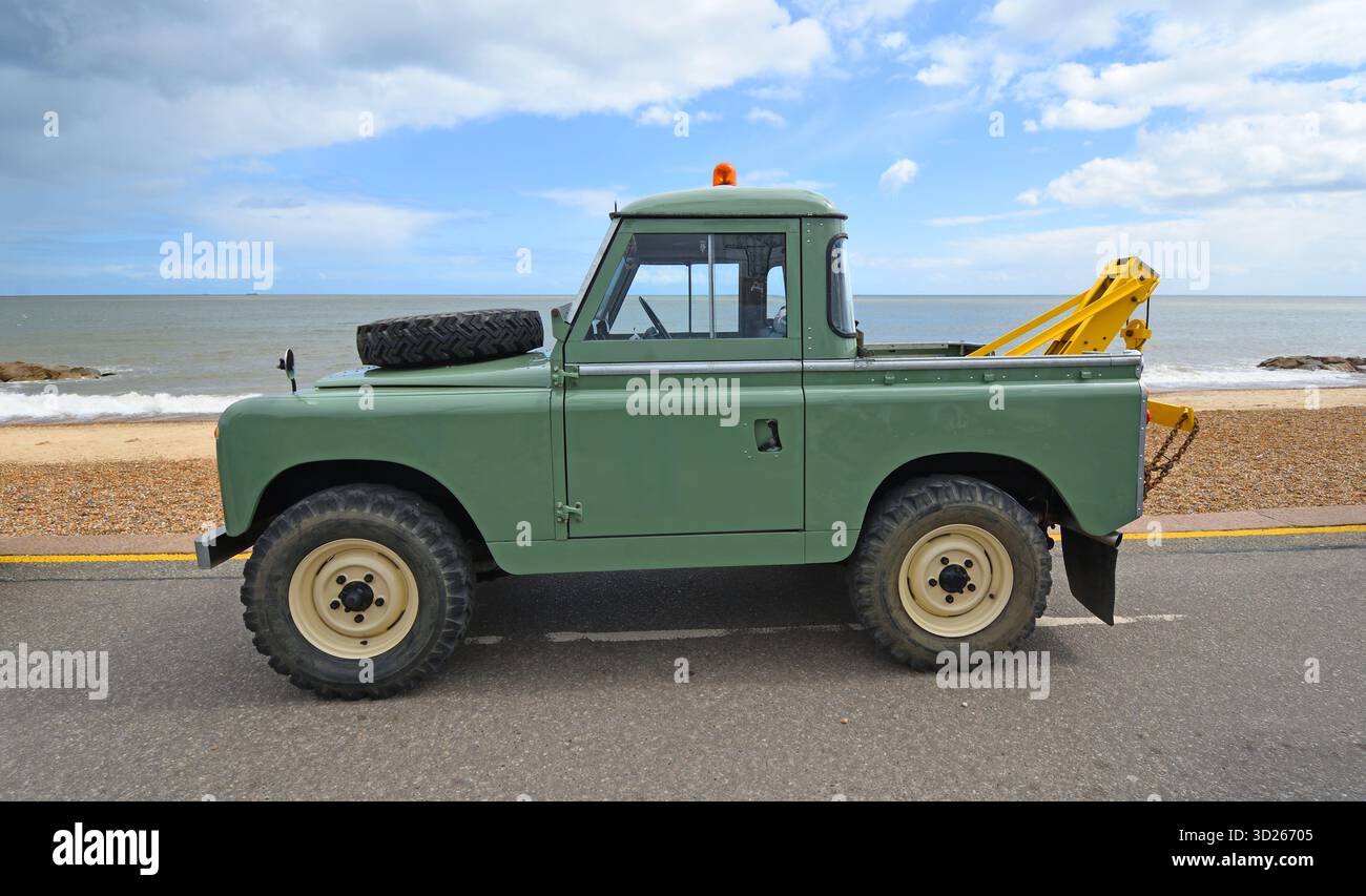 Land Rover Recovery Wrecker truck hi-res stock photography and images - Alamy