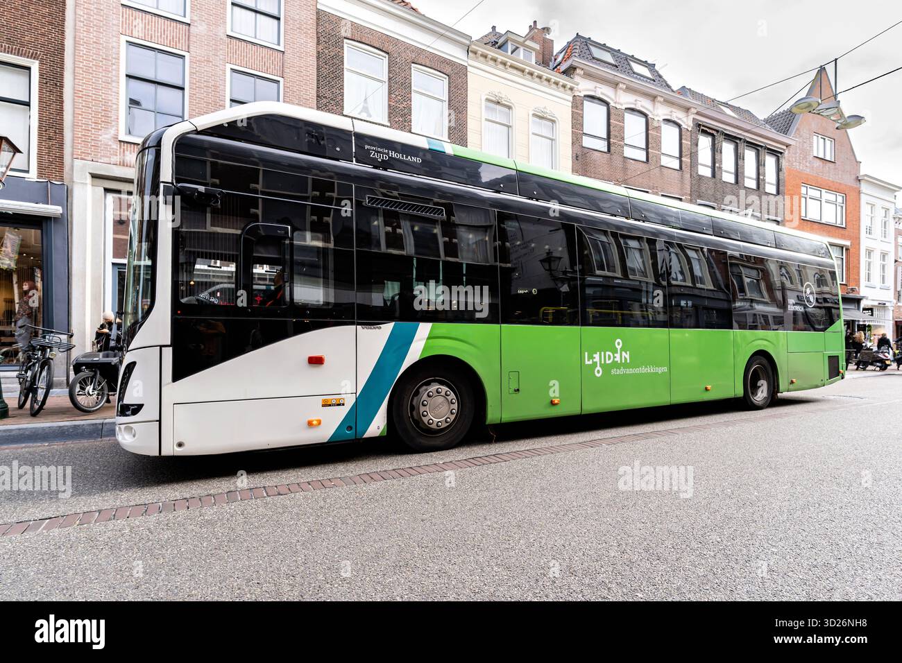 Volvo electric bus hi-res stock photography and images - Alamy