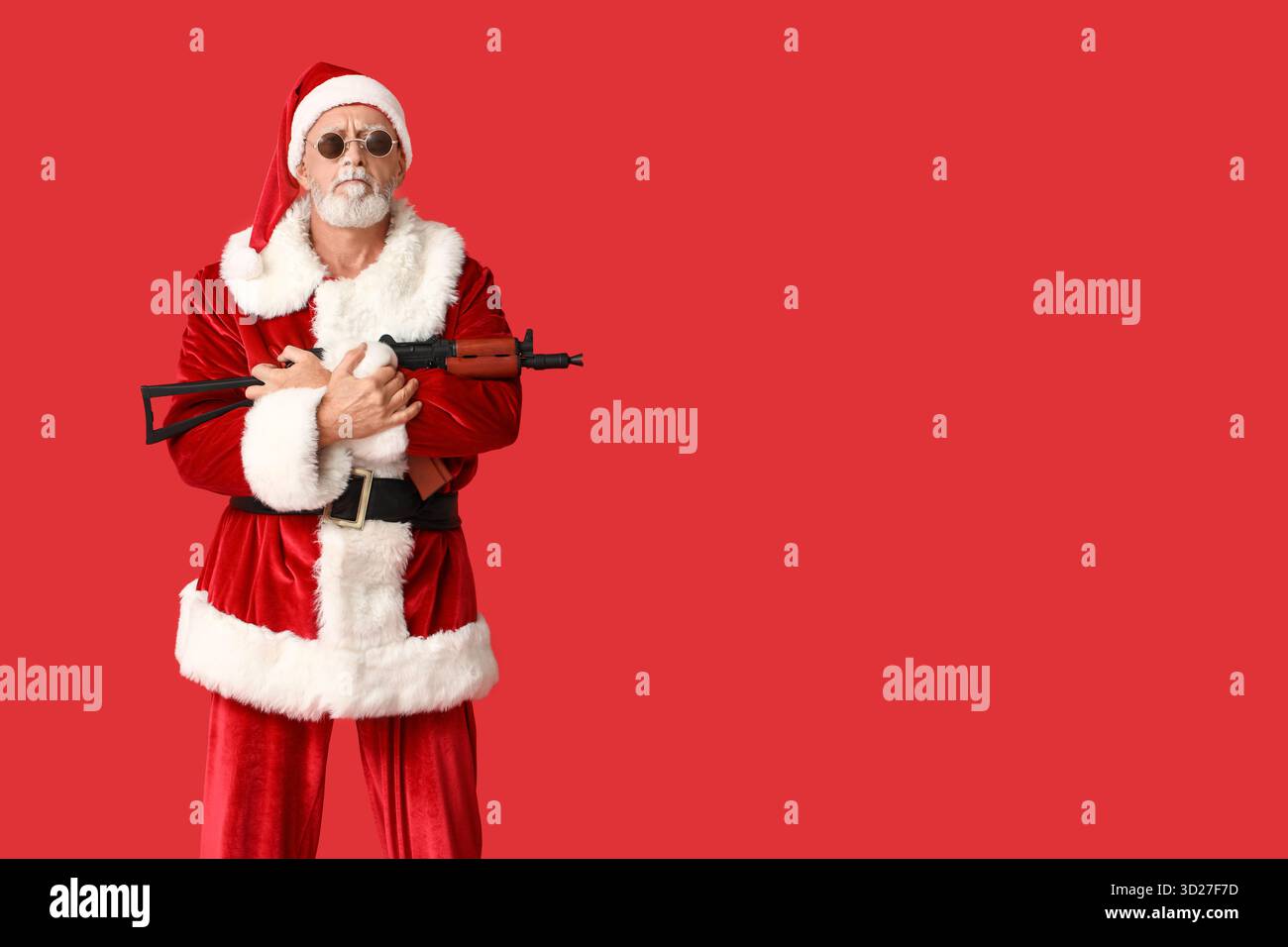 New assault rifle new assault hi-res stock photography and images - Alamy
