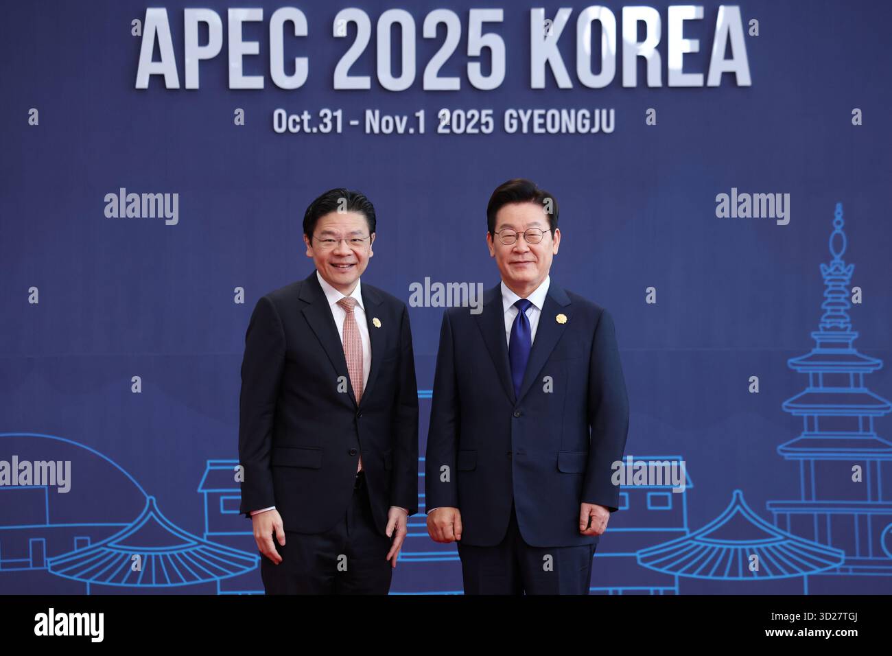 Korean diplomats APEC conference Looking Ahead: The Path to the Leaders' Summit