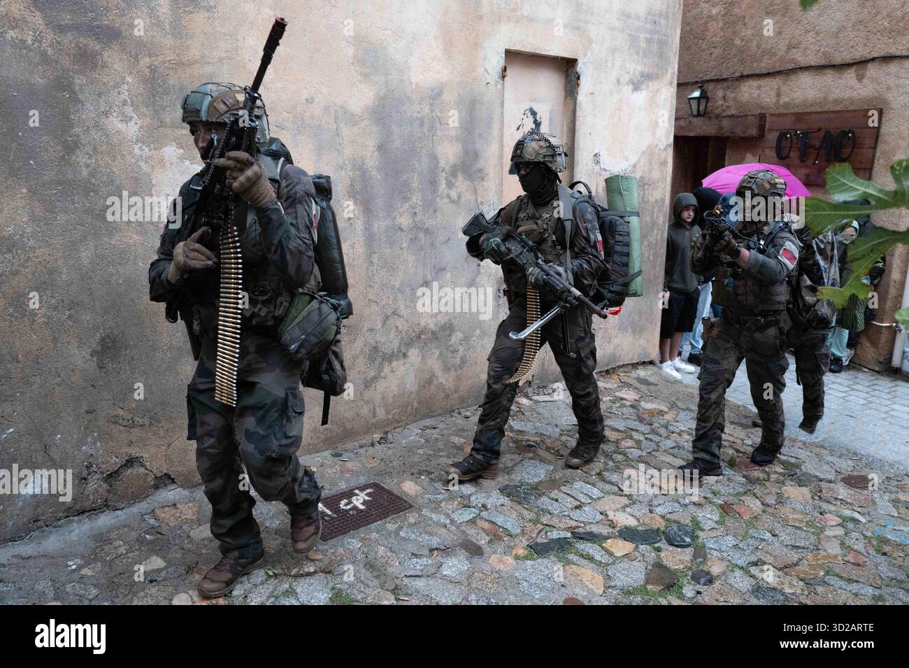 Camp Rafalli Legionnaires of the French 2nd REP, Regiment Foreigner paratroopers ...