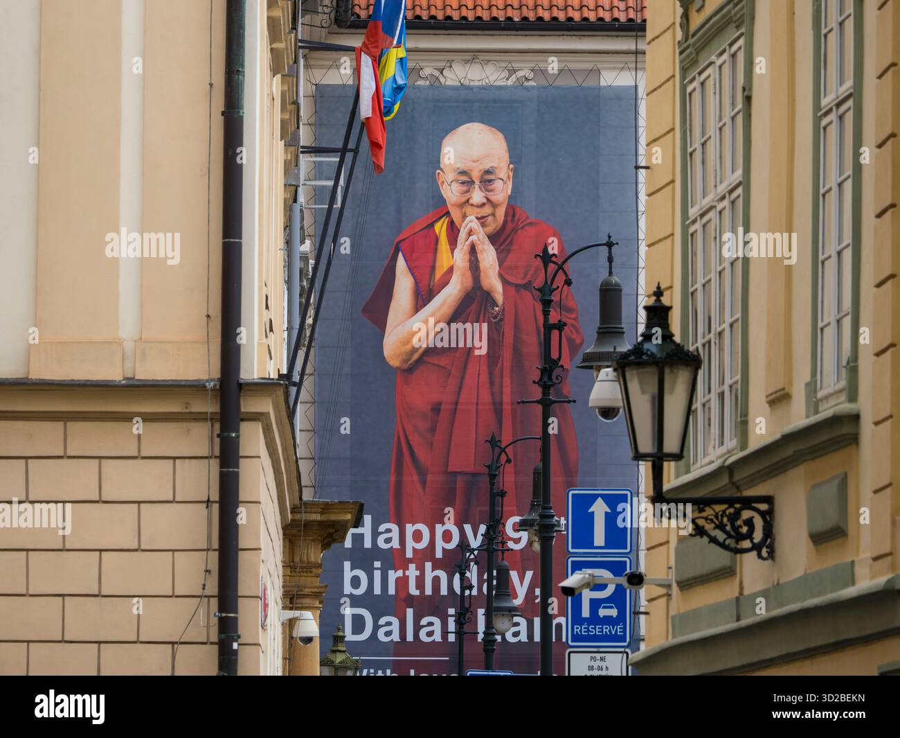 Happy birthday poster hi-res stock photography and images - Alamy, image size:1300x1065