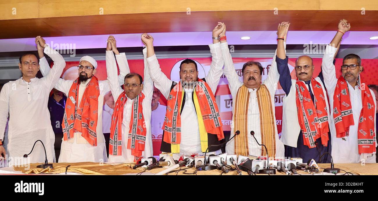 Azhar Rakhsha Patna, India. 31st Oct, 2025. PATNA, INDIA - OCTOBER 31: Bihar BJP ...
