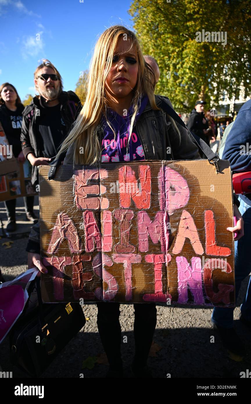 London, UK, 1st November 2025: National Animal Rights March UK to end ...