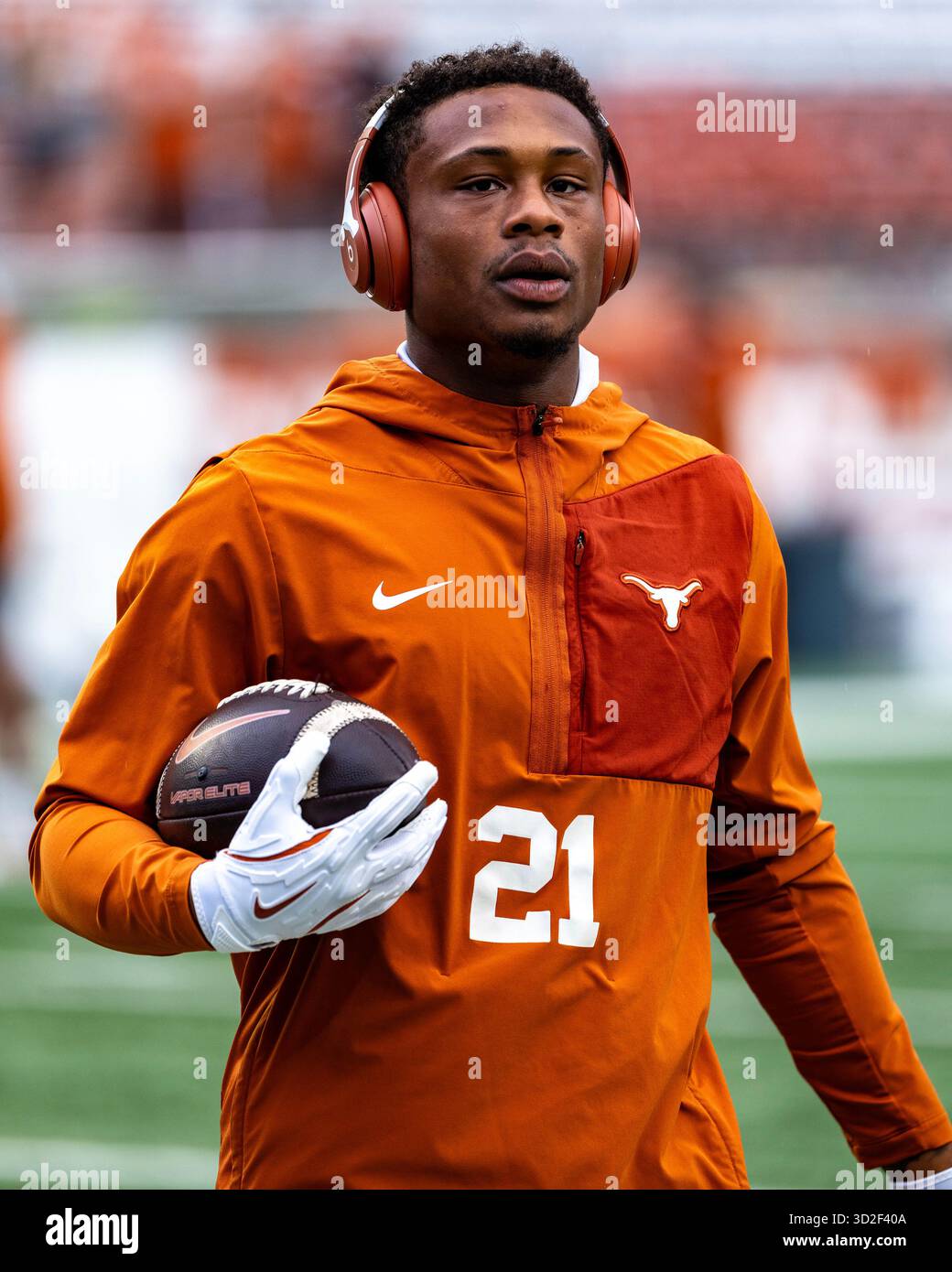 Nov 1, 2025. Ryan Niblett (21) of the Texas Longhorns during pre game ...