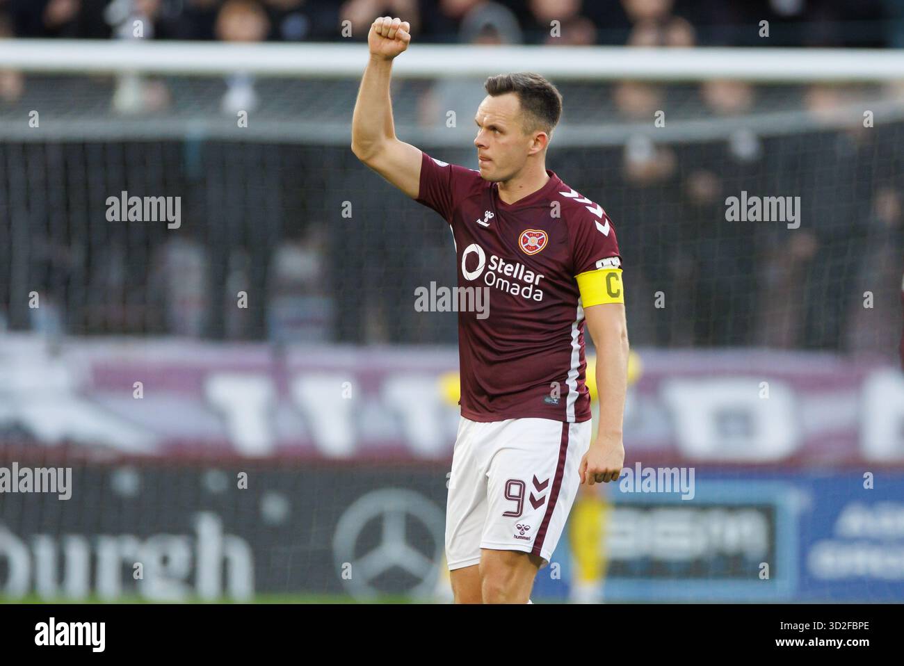 heart-of-midlothian-s-lawrence-shankland-celebrates-scoring-their-side